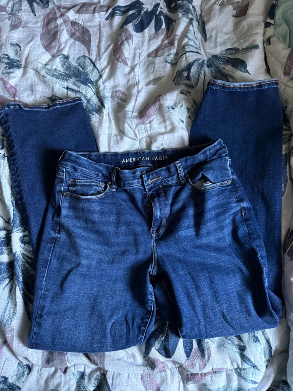 American Eagle Outfitters Women's Dark Blue Jeans Curvy High Rise Skinny Kick